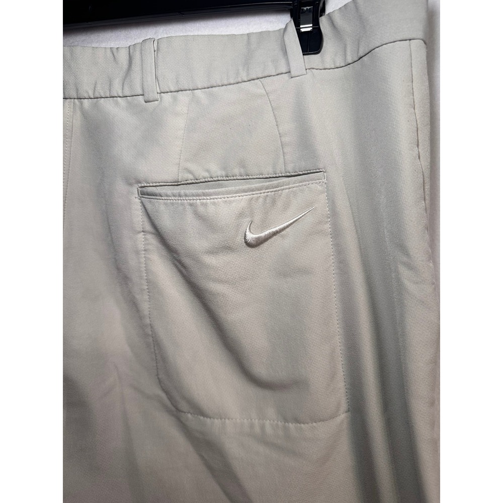 Nike Dri-FIT Mens Golf Shorts Light Gray Size 40 Stretch Performance Flat‎ Front - Picture 9 of 16
